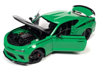 Chevrolet Camaro SS 1LE 2017 Krypton Green with black interior (NICKEY) Auto World 1:18