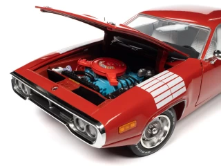 Plymouth Road Runner GTX 1972 Rallye Red with White Tank Track Stripes Auto World 1:18