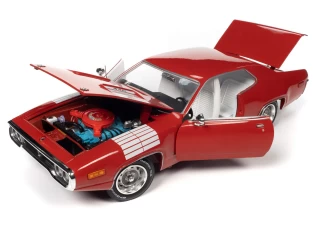 Plymouth Road Runner GTX 1972 Rallye Red with White Tank Track Stripes Auto World 1:18