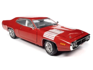 Plymouth Road Runner GTX 1972 Rallye Red with White Tank Track Stripes Auto World 1:18