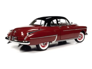 Oldsmobile 88 Holiday Coupe 1950 Chariot Red with Black Hardtop Auto World 1:18