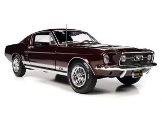 Ford Mustang 2+2 GT 1967 burgundy American Muscle Auto World 1:18