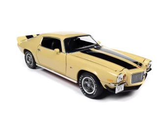 Chevrolet Camaro Z/28 RS 1972  Auto World 1:18