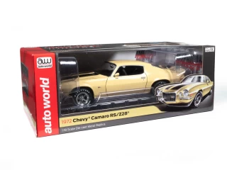 Chevrolet Camaro Z/28 RS 1972  Auto World 1:18