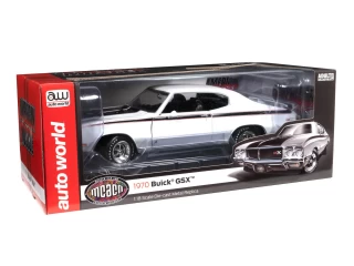 Buick Hardtop GSX (MCACN) 1970 Apollo White with Black GSX Stripes   Auto World 1:18