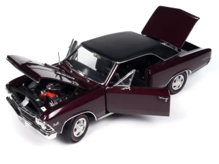 Chevrolet Chevelle SS396 1966 Madeira Maroon Auto World 1:18