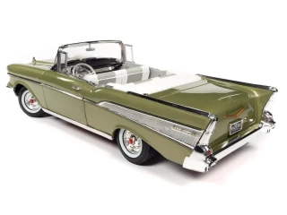 Chevrolet Bel Air Convertible 1957 Laurel Green Auto World 1:18