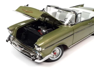 Chevrolet Bel Air Convertible 1957 Laurel Green Auto World 1:18