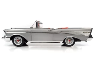 Chevrolet Bel Air Convertible 1957 Inca Silver Auto World 1:18