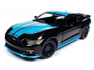 Ford Mustang Petty`s Garage 2016 Black with Petty Blue Stripes Auto World 1:18