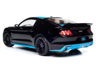 Ford Mustang Petty`s Garage 2016 Black with Petty Blue Stripes Auto World 1:18