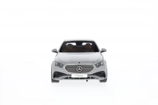 Mercedes E-Klasse, Limousine, AMG Line, W214 alpine gray iScale 1:18