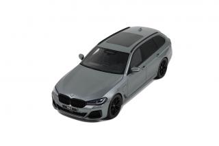 BMW 530E XDRIVE M SPORT TOURING GREY 2023 GT Spirit 1:18 Resinemodell (Türen, Motorhaube... nicht zu öffnen!)