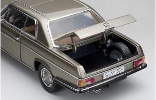 Mercedes-Benz Strich 8 Coupé 1973 Beige Gray Metallic SunStar Metallmodell 1:18