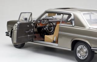 Mercedes-Benz Strich 8 Coupé 1973 Beige Gray Metallic SunStar Metallmodell 1:18