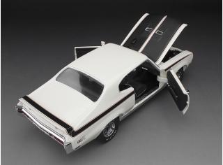 Buick GSX 1970 – Apollo White 5701 SunStar Metallmodell 1:18