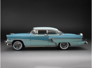 Mercury MontClair Hard Top with spare tire – Niagara Blue/Lauderdale Blue SunStar Metallmodell 1:18