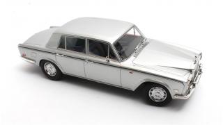 Rolls-Royce Silver Shadow silver metallic 74-77 Cult Scale Models 1:18 Resinemodell (Türen, Motorhaube... nicht zu öffnen!)