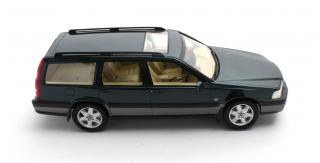 Volvo V70 XC Cross Country blue green metallic 96-99     Cult Scale Models 1:18 Resinemodell (Türen, Motorhaube... nicht zu öffnen!)