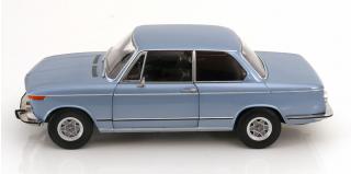 BMW 2002 1.Serie 1971  hellblau-metallic KK-Scale 1:12