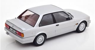 BMW 325i E30 M-Paket 2 silber KK-Scale 1:18 Metallmodell (Türen, Motorhaube... nicht zu öffnen!)