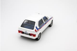 CITROËN VISA TROPHEE GR. B WHITE 1983 OttO mobile 1:18 Resinemodell (Türen, Motorhaube... nicht zu öffnen!)