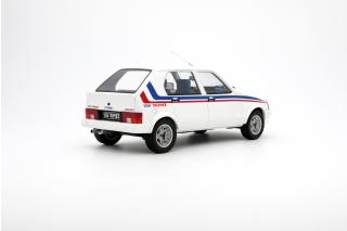 CITROËN VISA TROPHEE GR. B WHITE 1983 OttO mobile 1:18 Resinemodell (Türen, Motorhaube... nicht zu öffnen!)