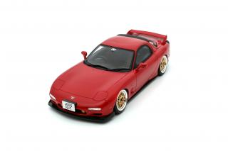 MAZDA RX7 KHYZYL SALEEM RED 2020 - Project Cars OttO mobile 1:18 Resinemodell (Türen, Motorhaube... nicht zu öffnen!)