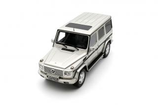 Mercedes-Benz G-Class 55 AMG Iridium Silver 2003 OttO mobile 1:18 Resinemodell (Türen, Motorhaube... nicht zu öffnen!)