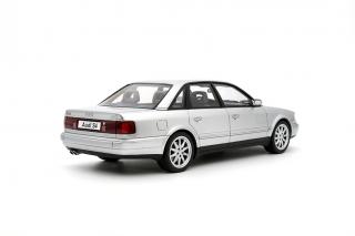 AUDI S4 (C4) 4.2 V8 CRYSTAL SILVER C6 1993 OttO mobile 1:18 Resinemodell (Türen, Motorhaube... nicht zu öffnen!)