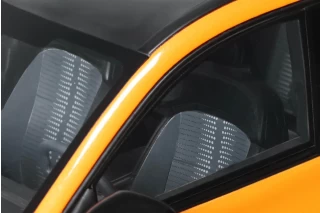 FORD MUSTANG MACH-E GT PERFORMANCE CYBER ORANGE 2021 OttO mobile 1:18 Resinemodell (Türen, Motorhaube... nicht zu öffnen!)