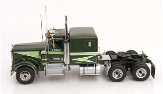 Kenworth W900 Movin´On  grünmetallic/hellgrün Road Kings 1:18 funktionstüchtige Lenkung + zu öffenden Türen