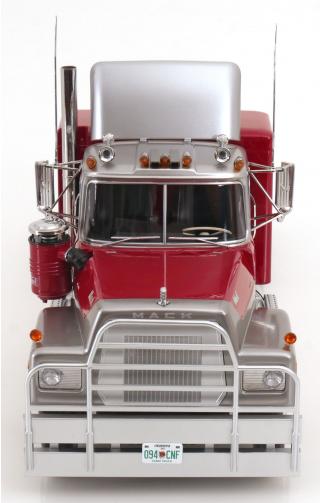 Mack RL700L 1974 rotmetallic/silber Road Kings 1:18 funktionstüchtige Lenkung + zu öffenden Türen