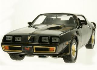 Pontiac Trans Am Firebird 1980 Turbo 4.9 Smokey & the Bandit II, black/gold Greenlight 1:18