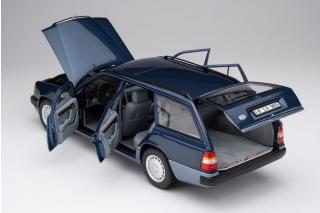 Mercedes-Benz W124 (S124) 300 TD 1990 T-Modell - nautical blue limited edition - 1000 Stück Norev 1:18 Metallmodell 4 Türen, Motorhaube und Kofferraum zu öffnen!