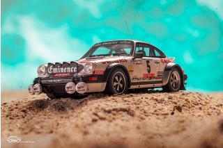 RALLYE PACK Citroën C35 + Porsche 911 SC GR.4 #5 THERIER   Rallye de Portugal 1981 + Trailer OttO mobile 1:18 Resinemodell (Türen, Motorhaube... nicht zu öffnen!)